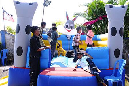 Inflatable Teambuilding Events